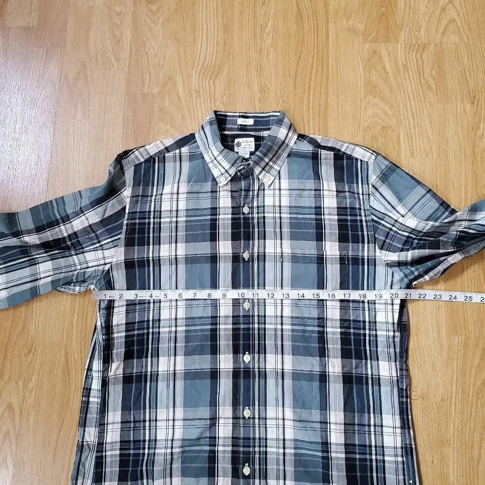 J. Crew Tailored Fit Plaid Button Down Collared Shirt sz Med